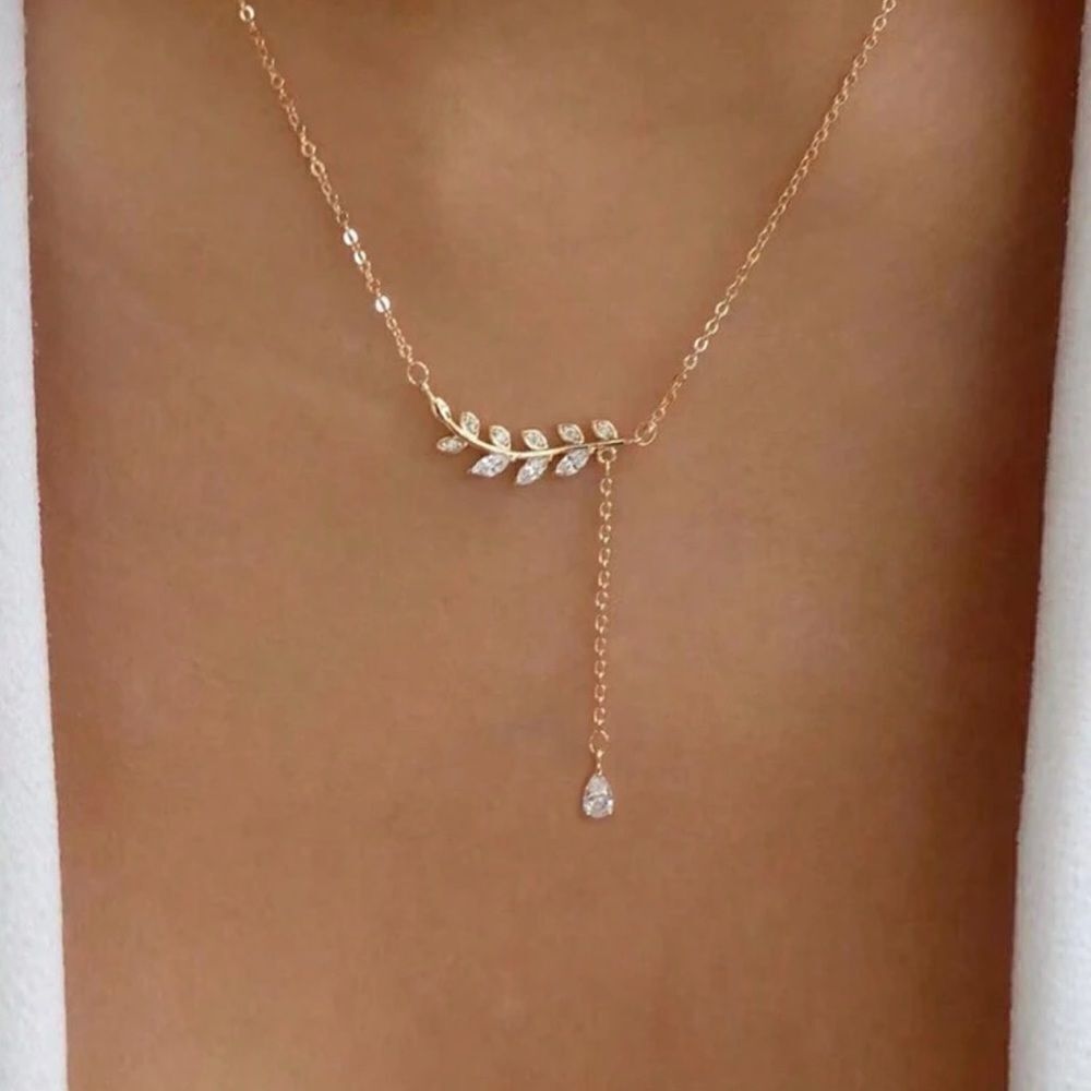 Leaf necklace A876